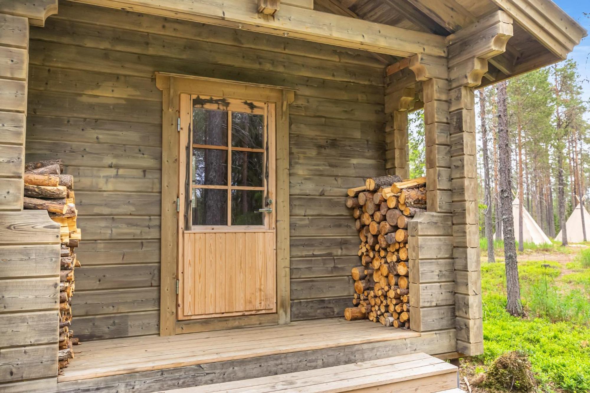 Karhunkierros Cabins & Huts 萨拉 外观 照片