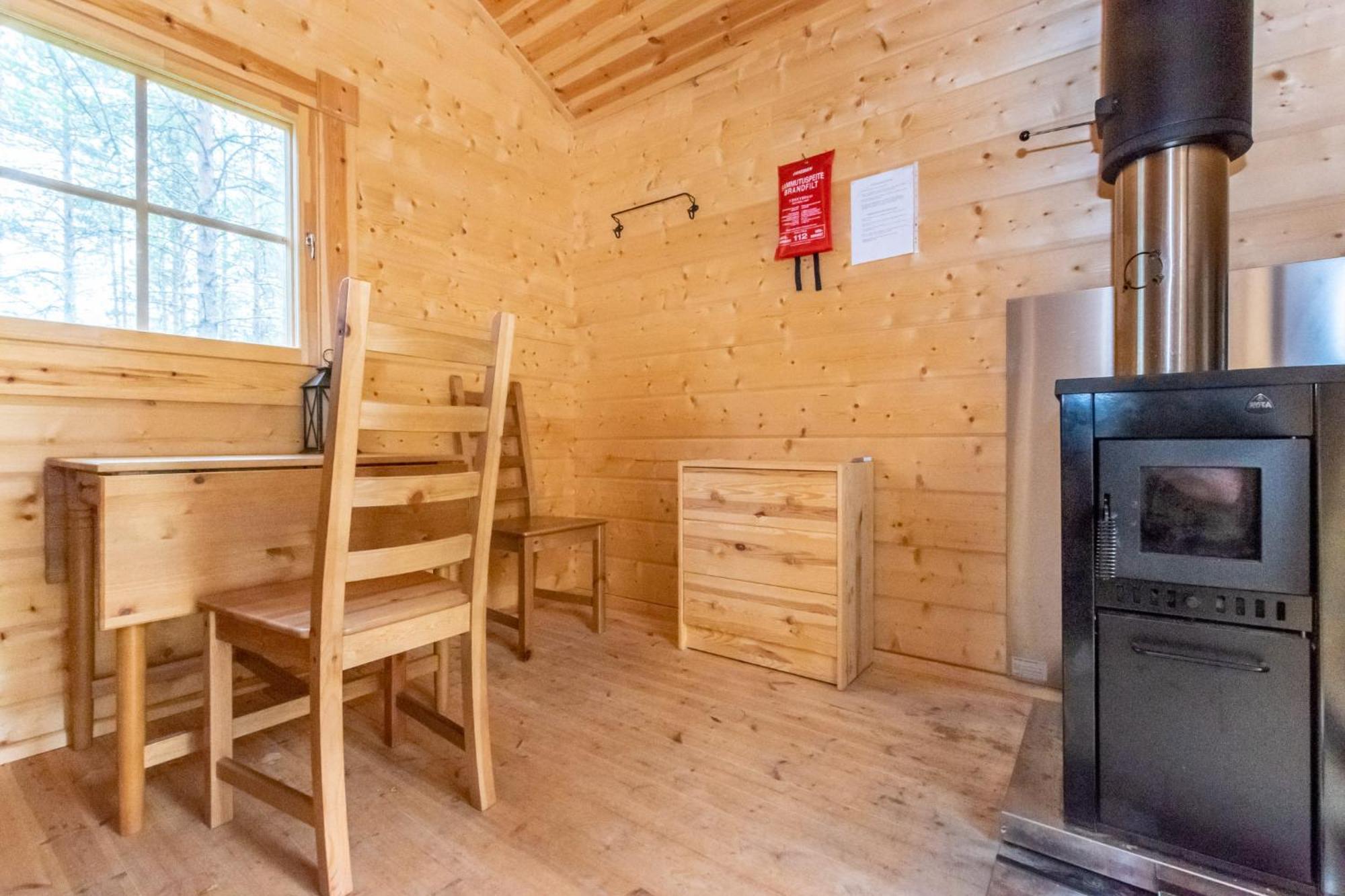 Karhunkierros Cabins & Huts 萨拉 外观 照片