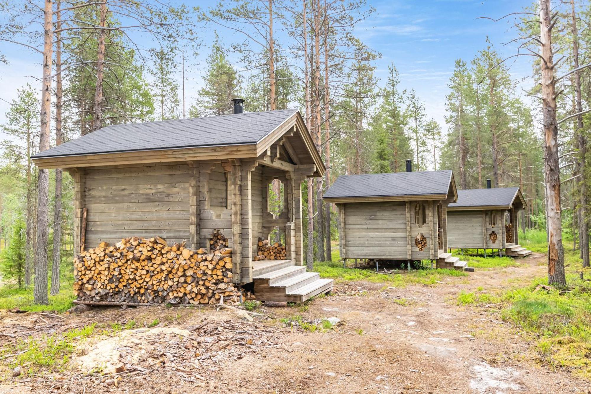 Karhunkierros Cabins & Huts 萨拉 外观 照片